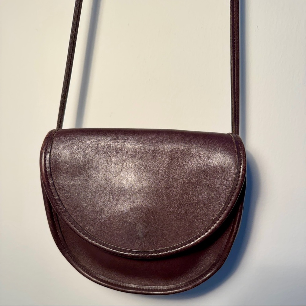 Vintage Coach 9923 Casey Bag
in Mahogany
